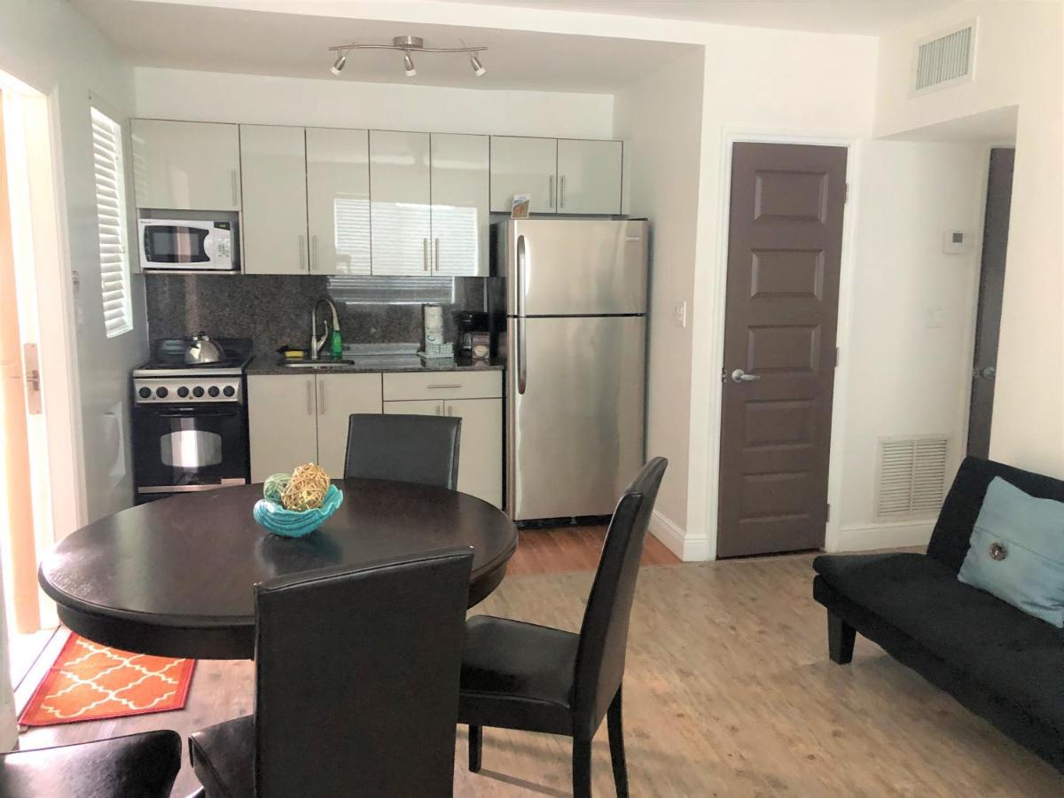 Caribbean Resort Suites Hollywood Ngoại thất bức ảnh