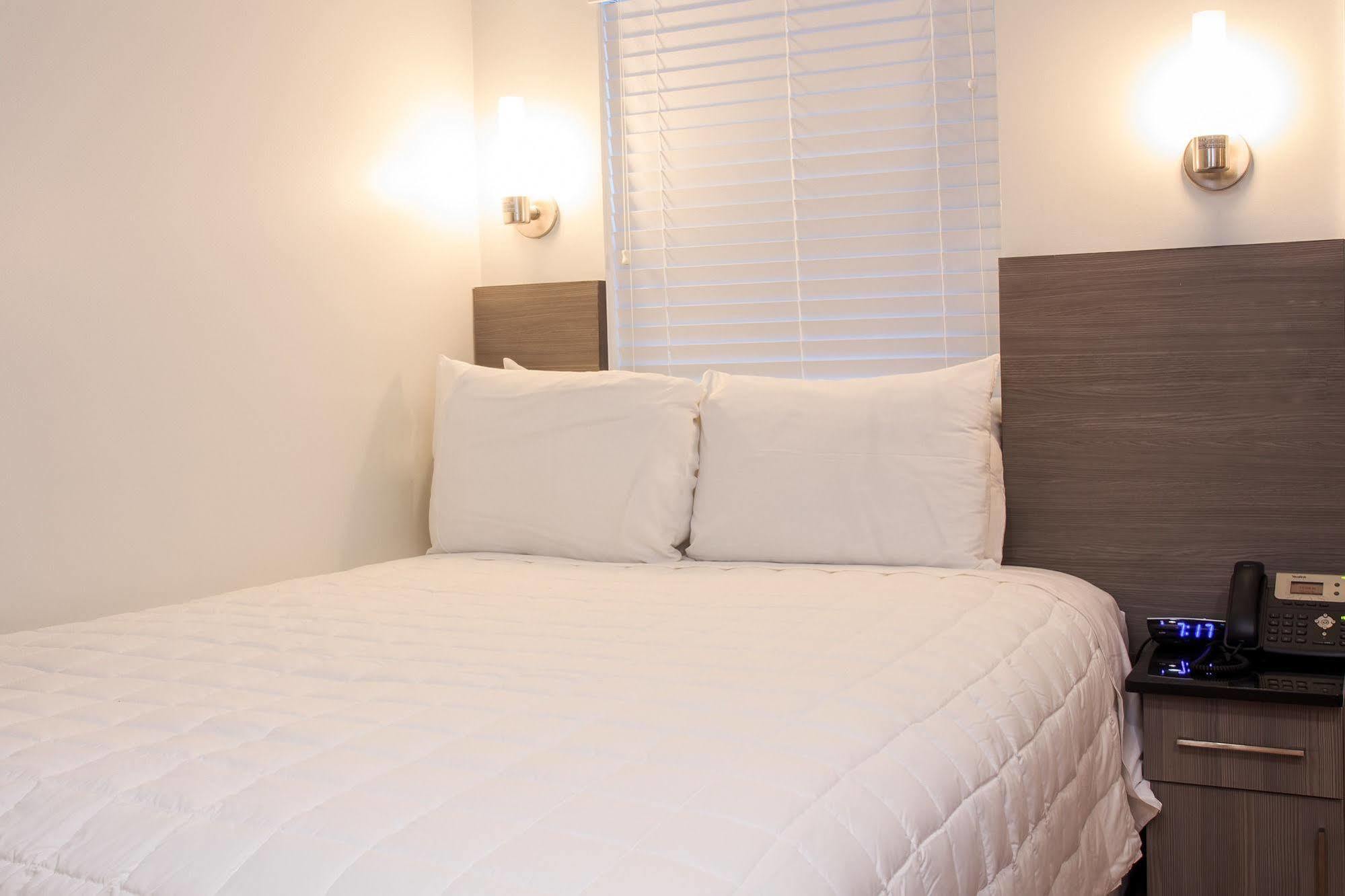 Caribbean Resort Suites Hollywood Ngoại thất bức ảnh
