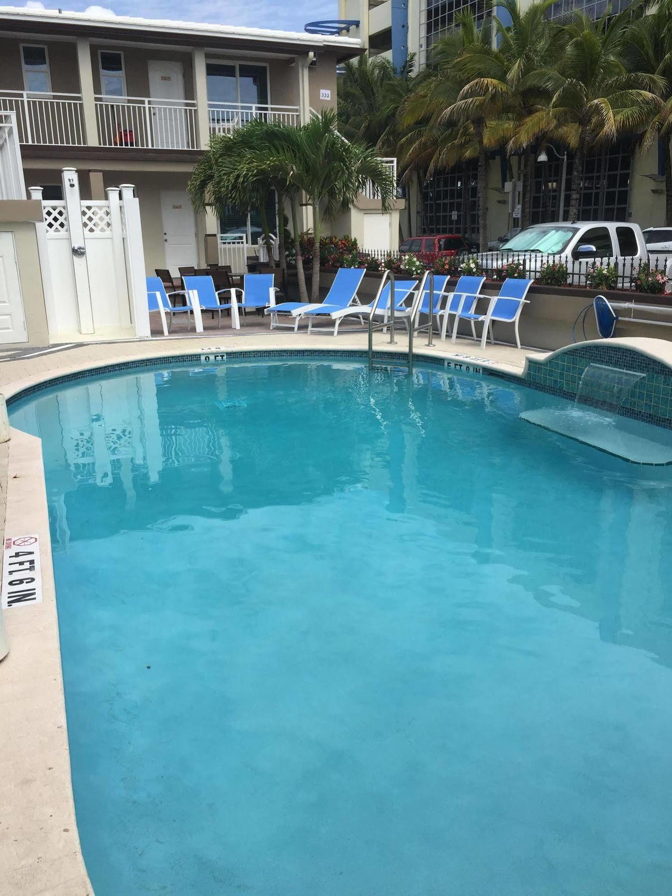 Caribbean Resort Suites Hollywood Ngoại thất bức ảnh