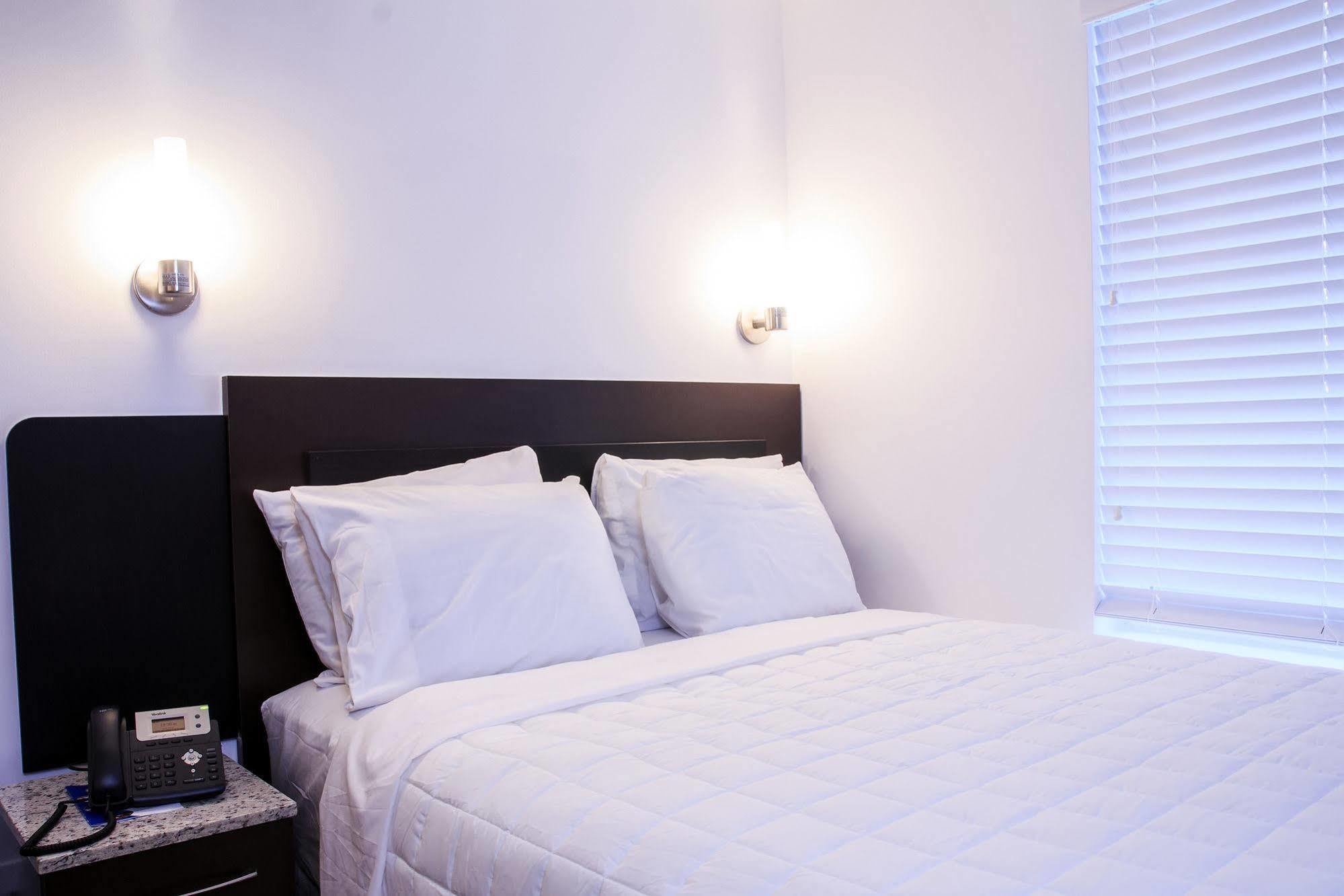 Caribbean Resort Suites Hollywood Ngoại thất bức ảnh