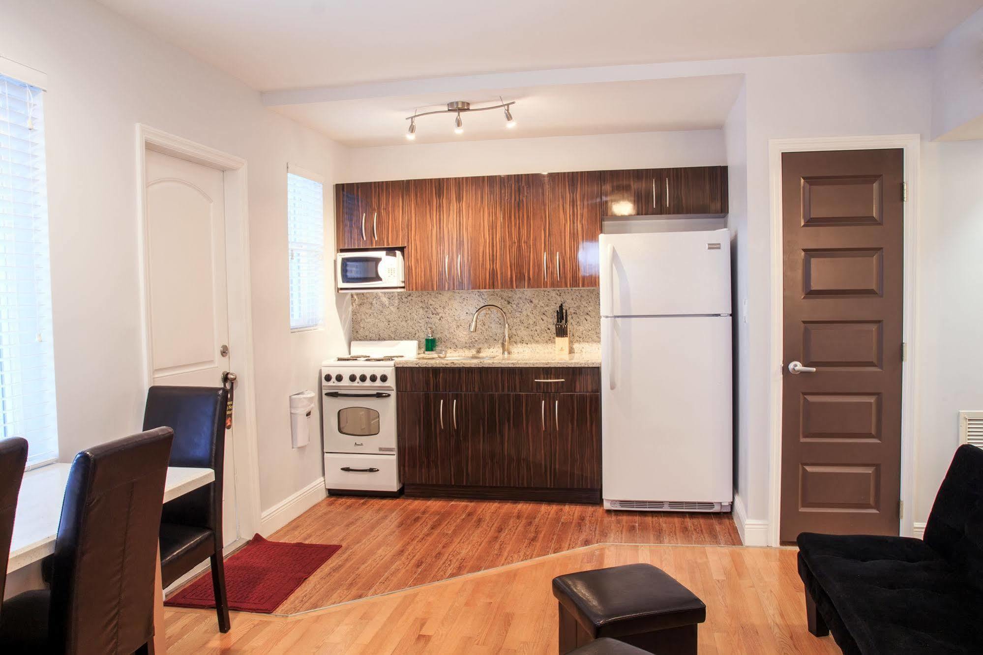 Caribbean Resort Suites Hollywood Ngoại thất bức ảnh