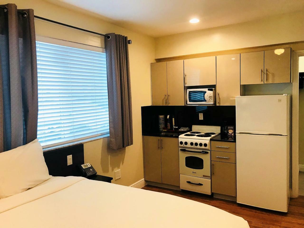 Caribbean Resort Suites Hollywood Ngoại thất bức ảnh